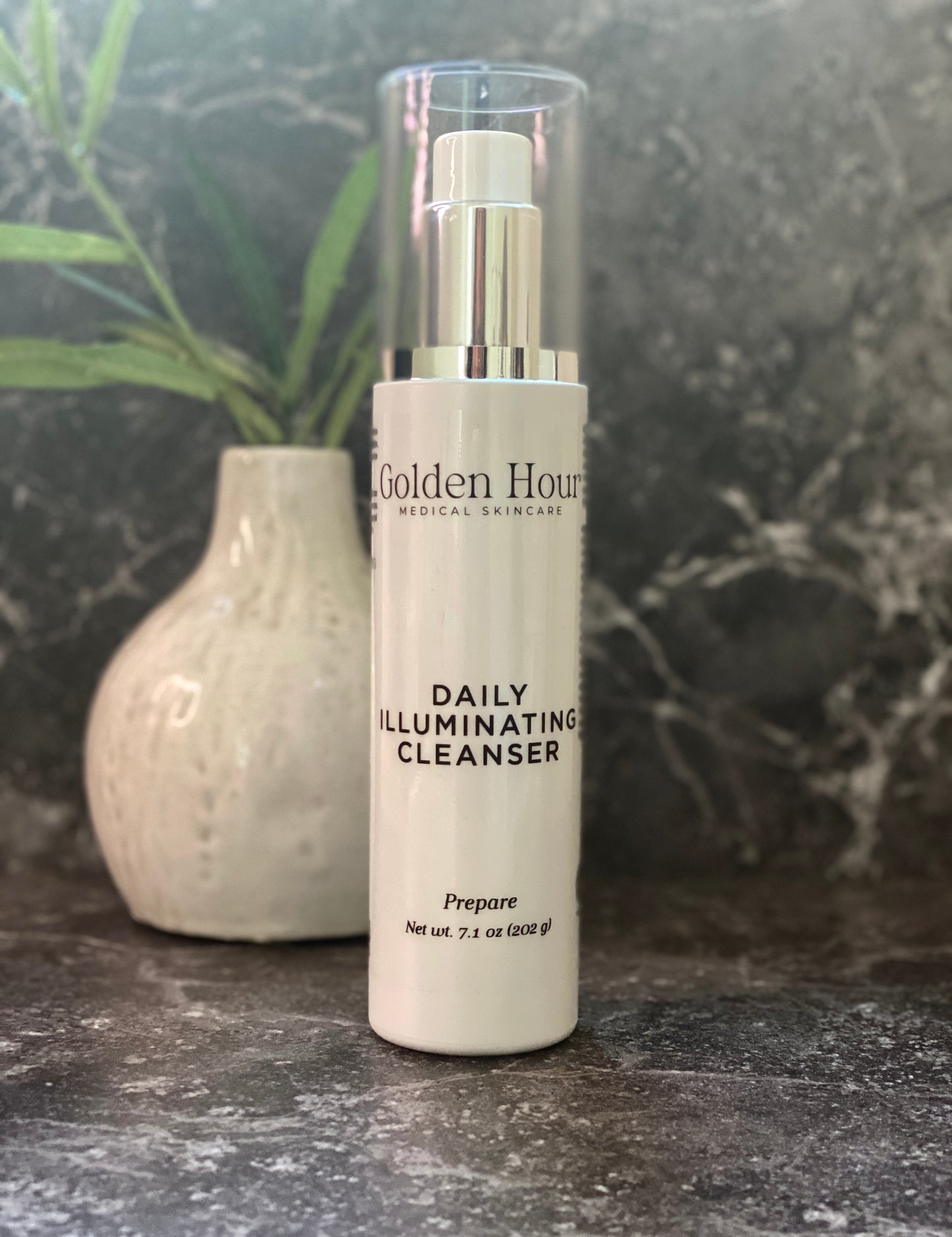 Daily Illuminating Cleanser